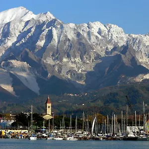  Appartamento Between Pisa And 5 Terre